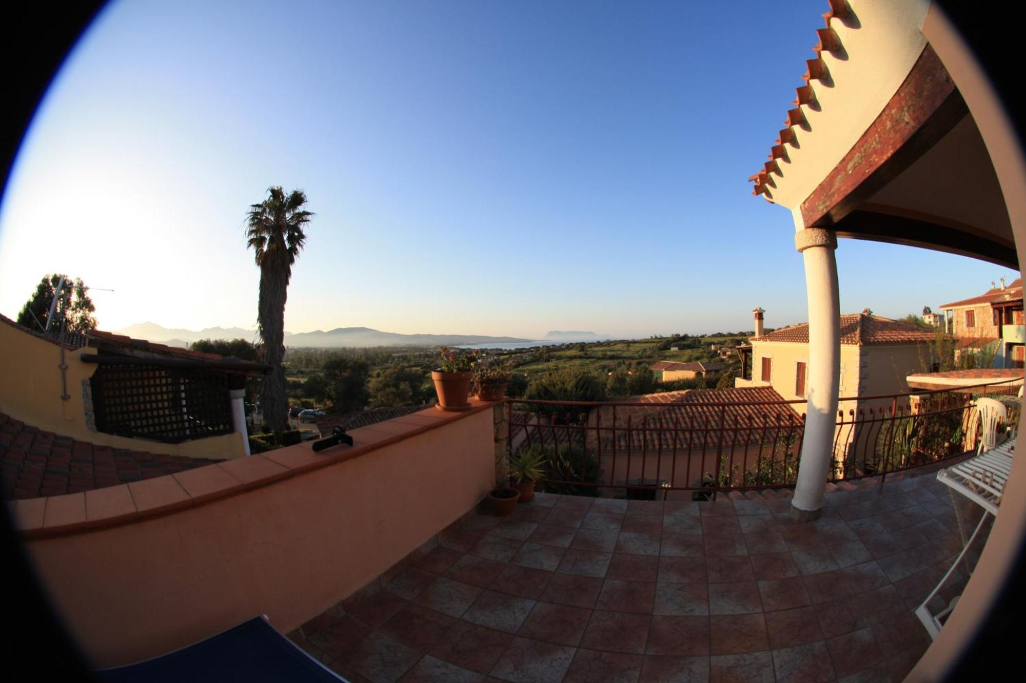 Borgo Le Logge Aparthotel Budoni Bilik gambar