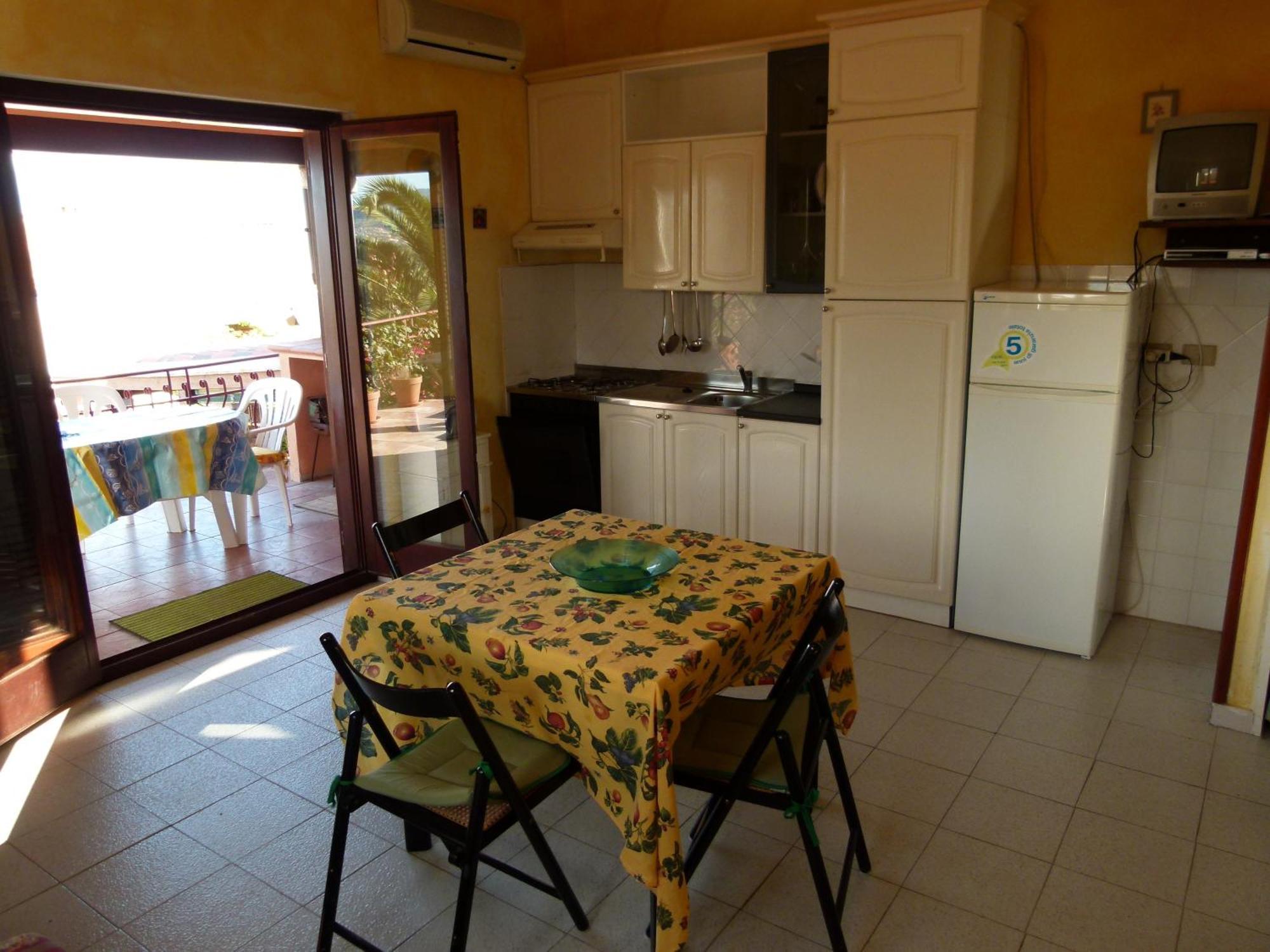 Borgo Le Logge Aparthotel Budoni Bilik gambar