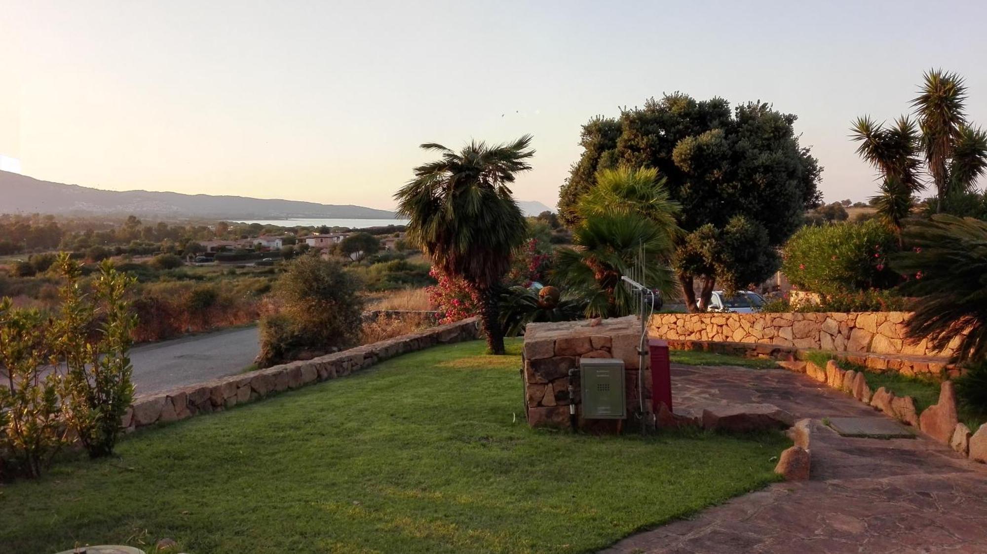 Borgo Le Logge Aparthotel Budoni Luaran gambar