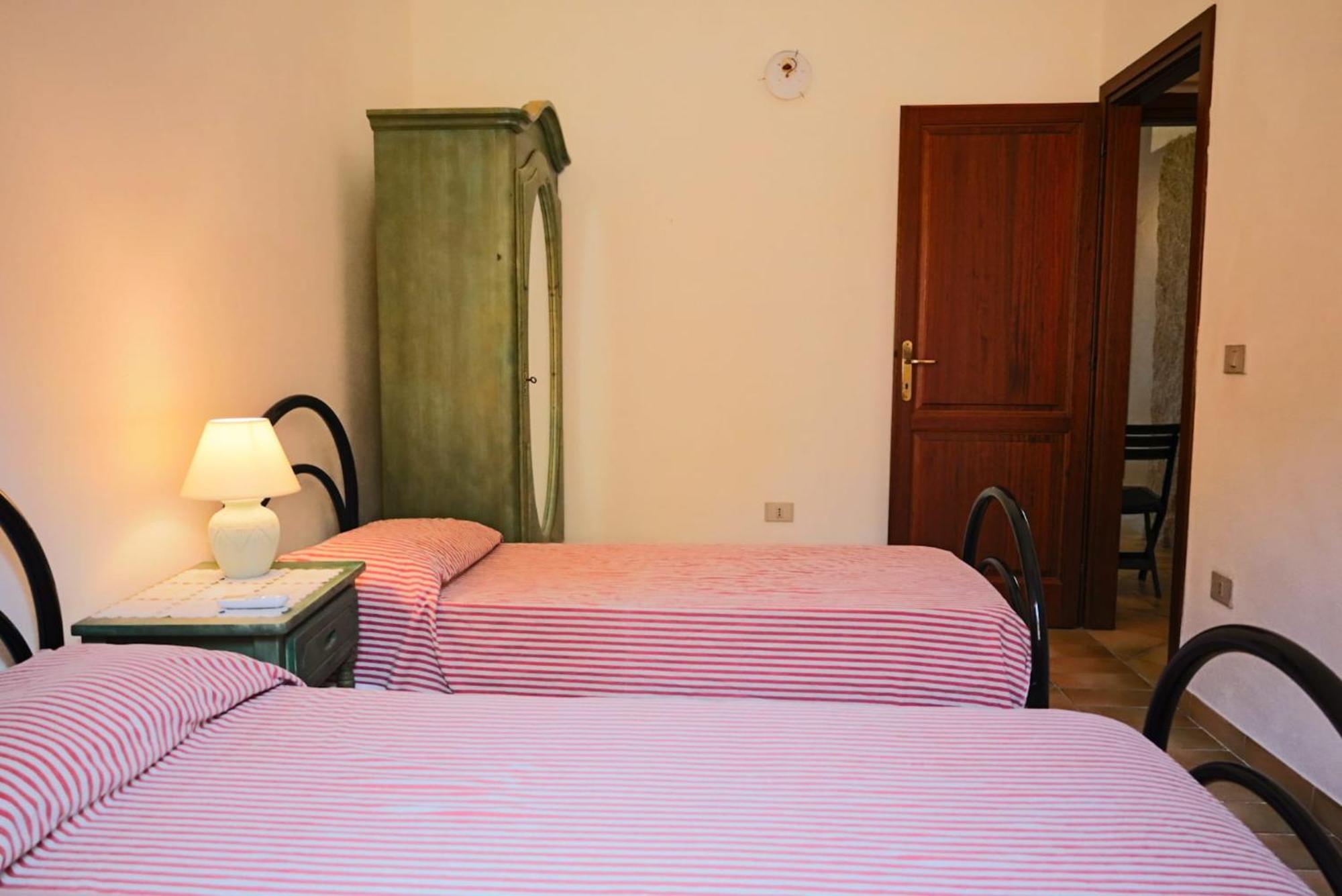 Borgo Le Logge Aparthotel Budoni Luaran gambar