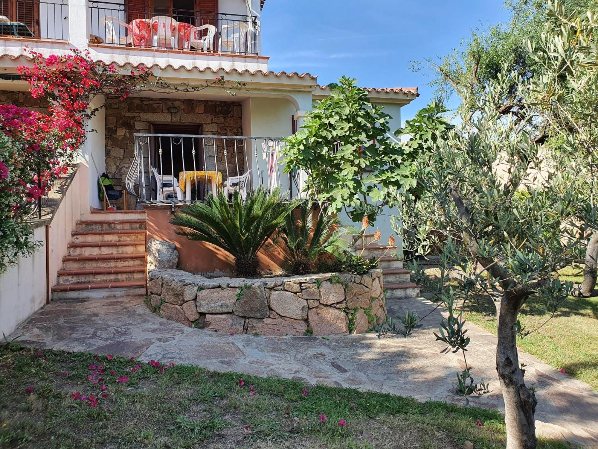 Borgo Le Logge Aparthotel Budoni Luaran gambar