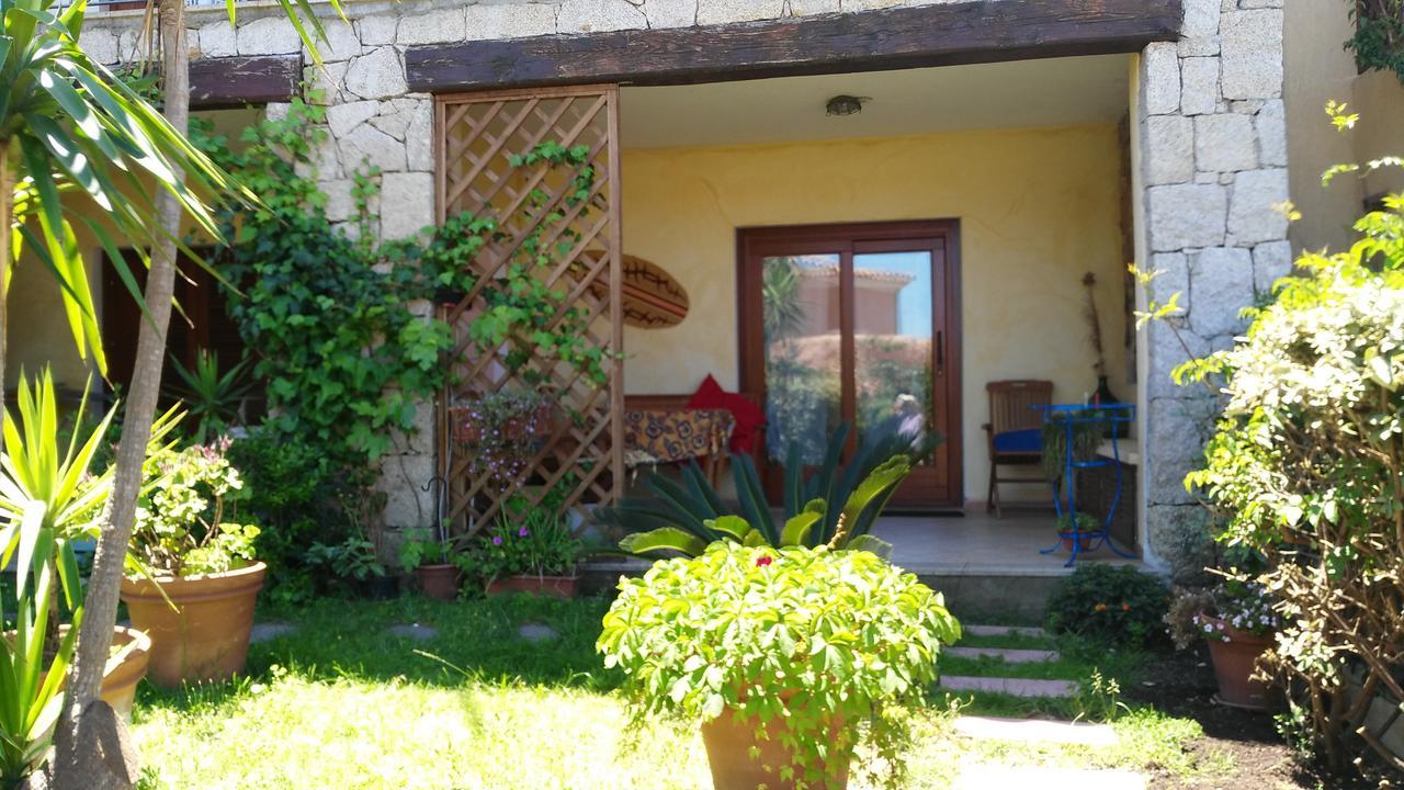 Borgo Le Logge Aparthotel Budoni Luaran gambar