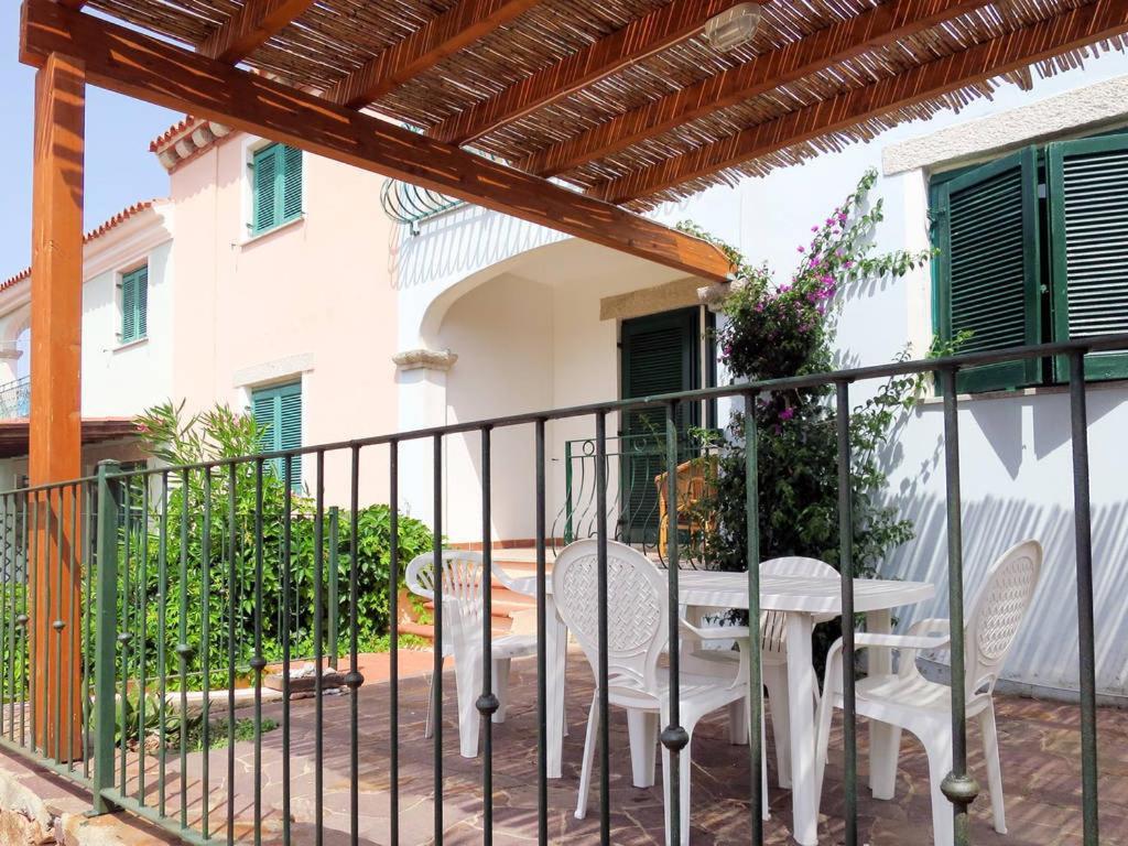 Borgo Le Logge Aparthotel Budoni Luaran gambar