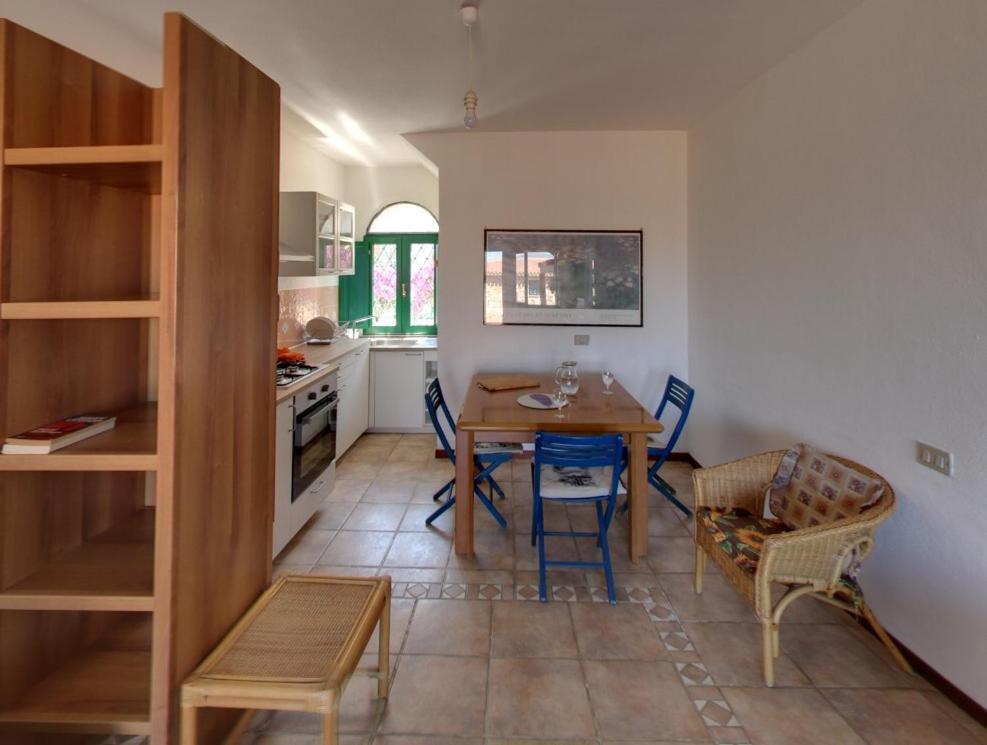 Borgo Le Logge Aparthotel Budoni Luaran gambar